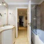 ホテル Chiado リスボン