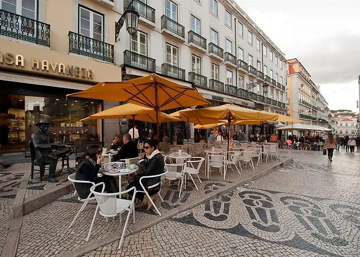 Chiado Hotel *